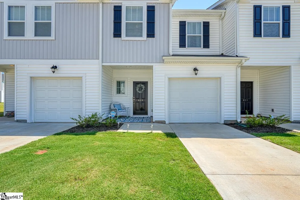 609 Reese Lane