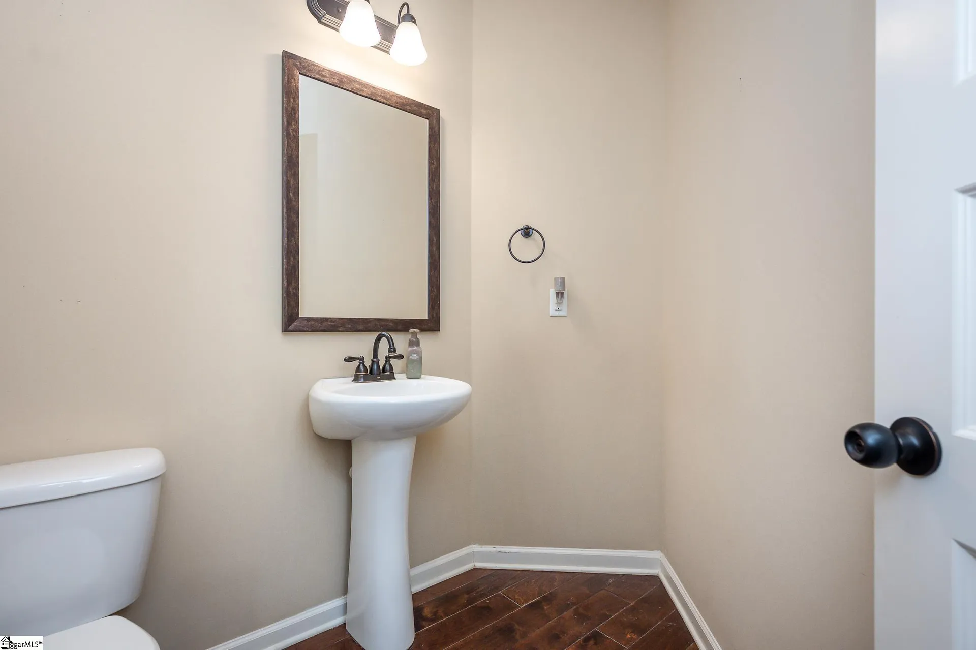 Property image 4 at 165 E Farrell Drive, Reidville, SC 29388