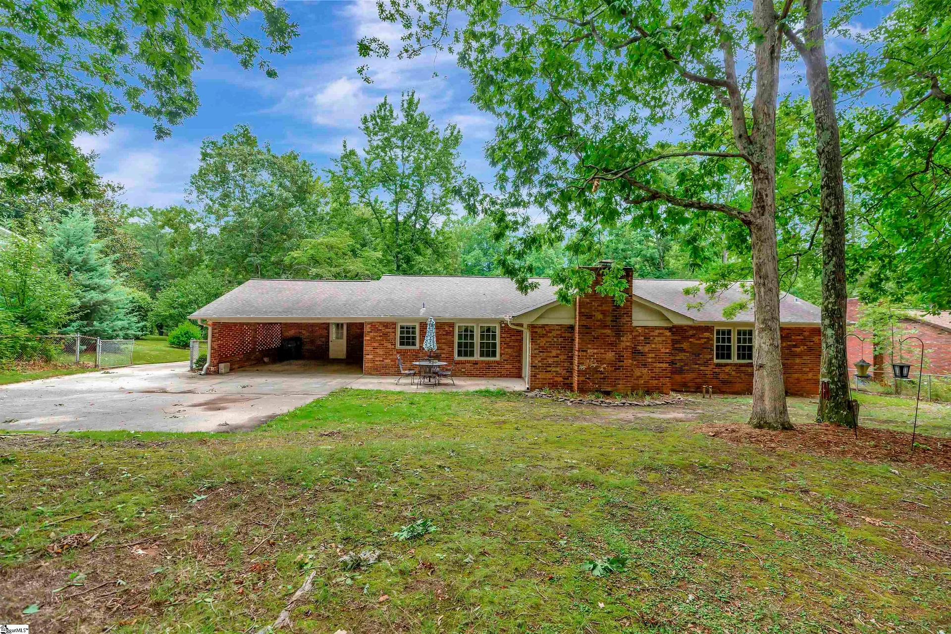 Property image 2 at 9 Tamarack Trail, Greenville, SC 29609
