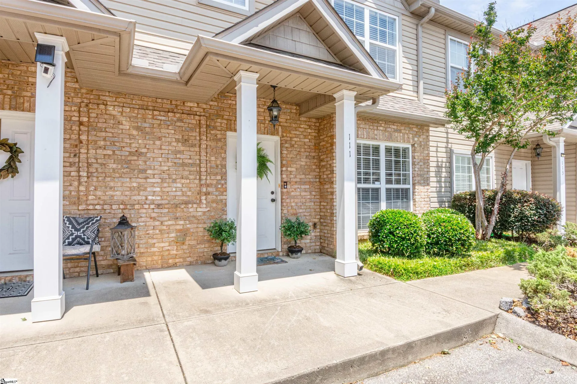 Property image 2 at 111 Bankside Lane, Greenville, SC 29609