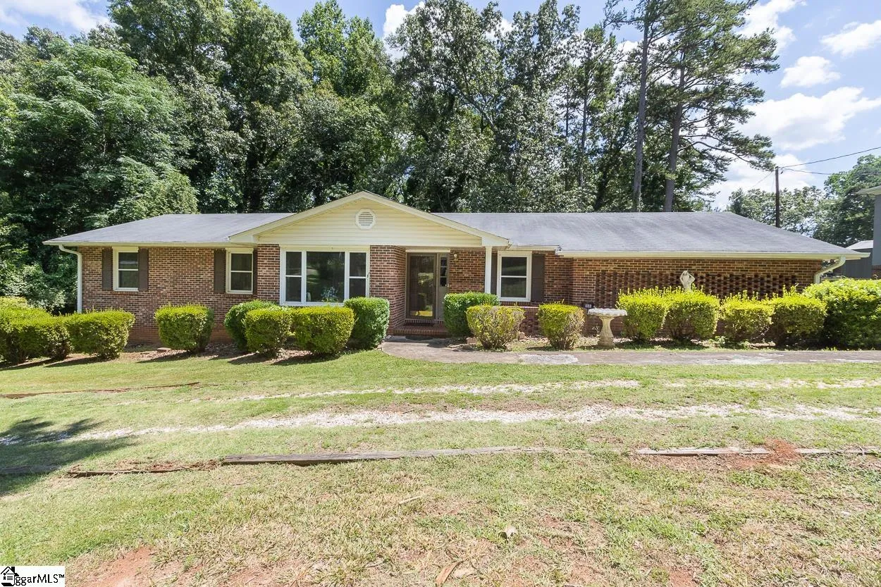 108 Nottingham Way