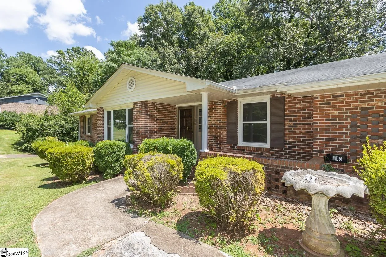 Property image 2 at 108 Nottingham Way, Anderson, SC 29621