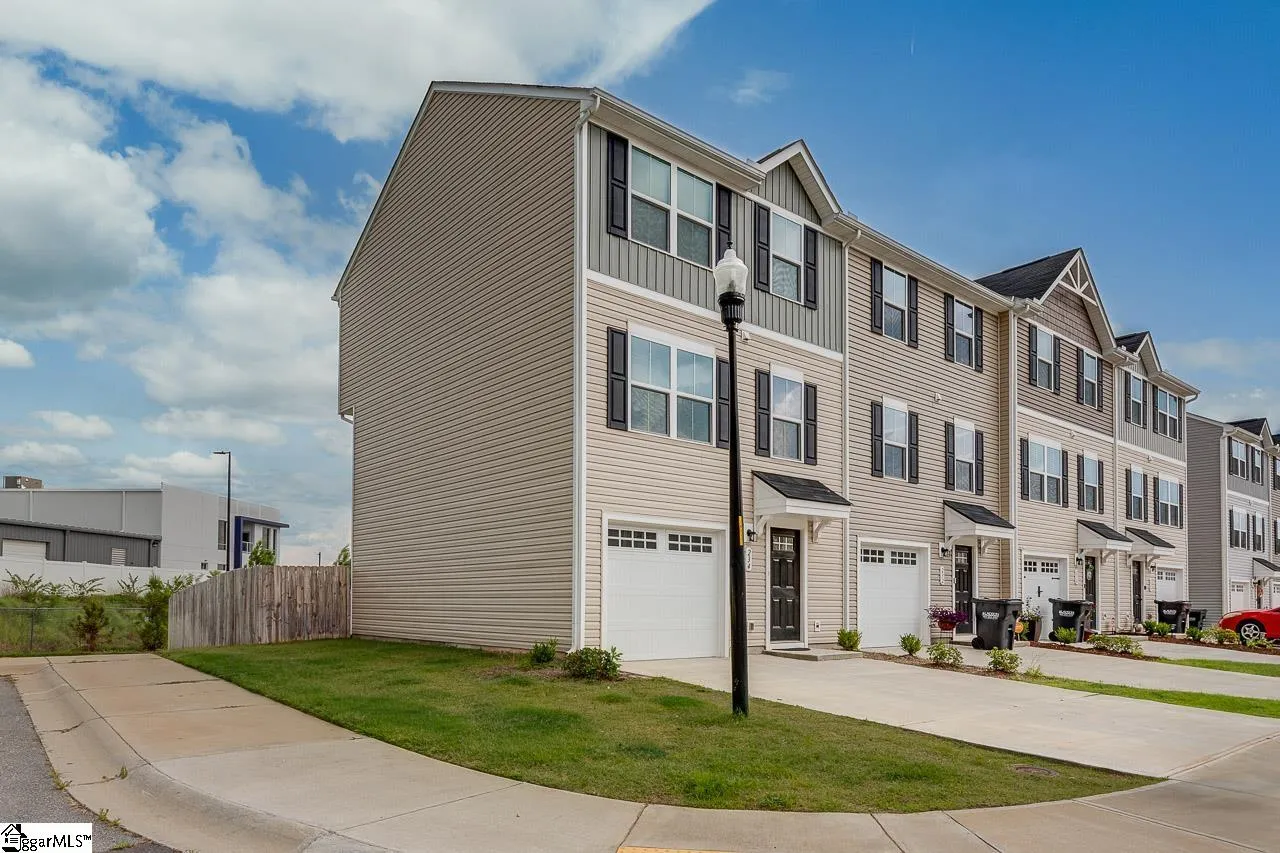 Property image 2 at 234 Coldwater Creek Court, Simpsonville, SC 29680