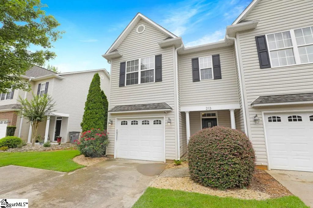 Property image 2 at 213 Biddeford Place, Greenville, SC 29609