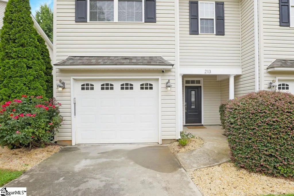 Property image 4 at 213 Biddeford Place, Greenville, SC 29609