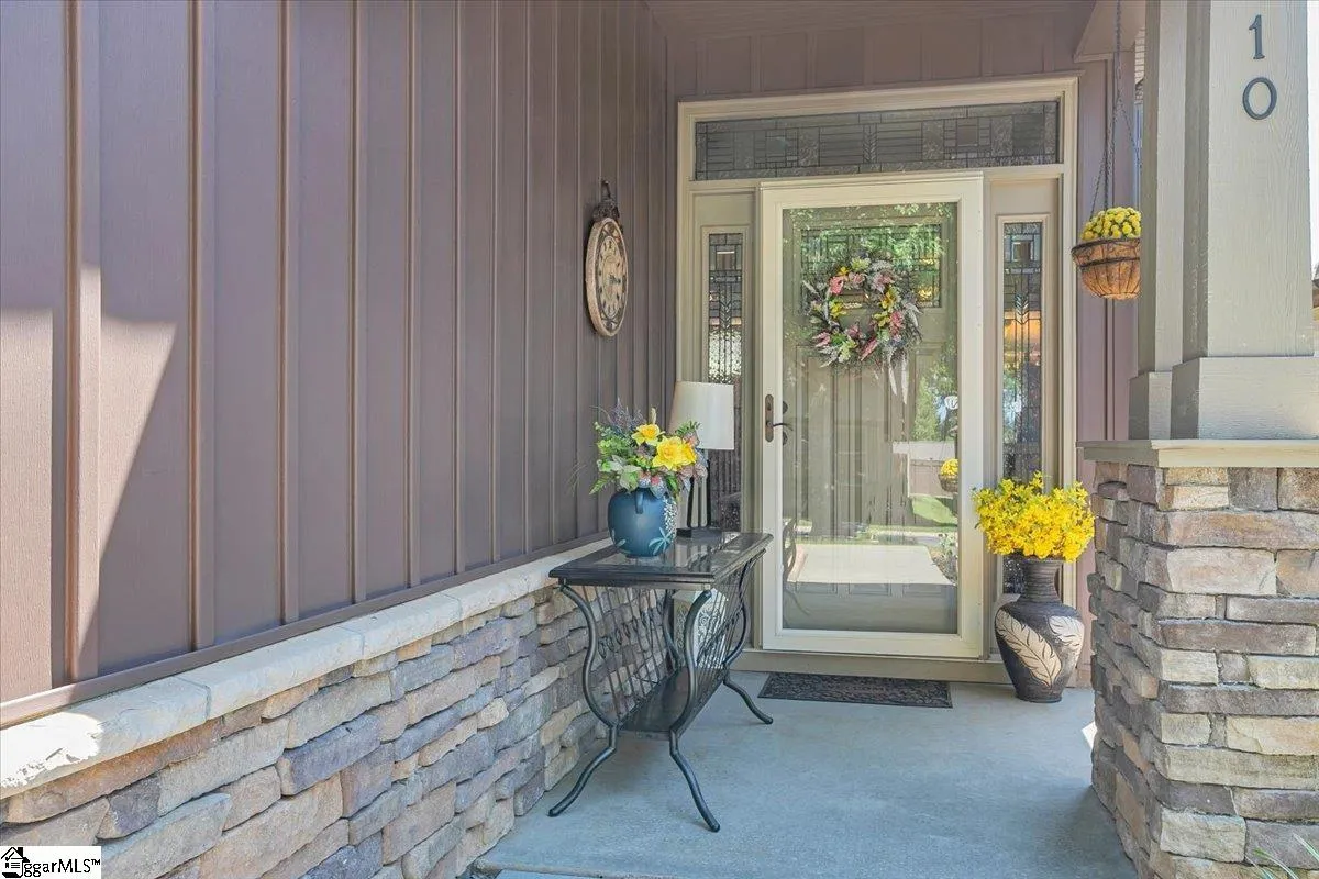 Property image 2 at 10 Litten Way, Greenville, SC 29615