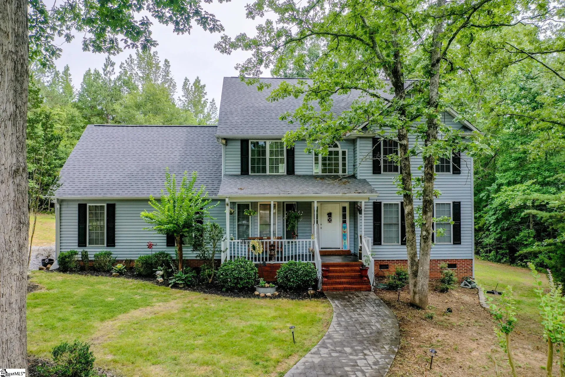 535 Grandwood Boulevard