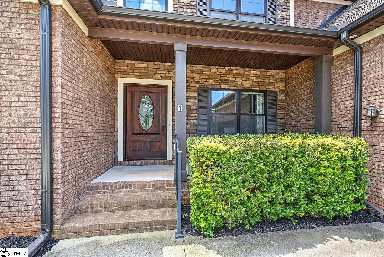 Property image 3 at 1 Caliston Court, Greenville, SC 29615