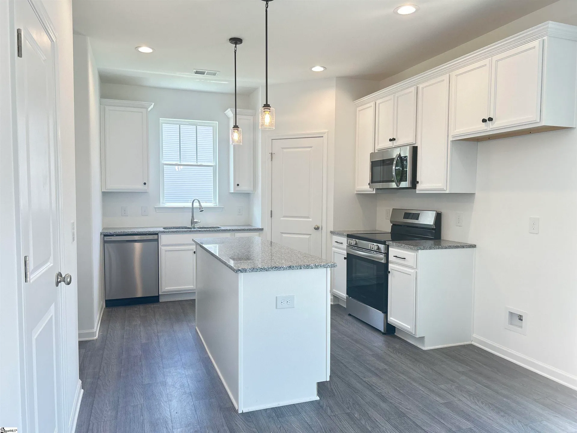Property image 4 at 610 Circinae Road, Cowpens, SC 29330