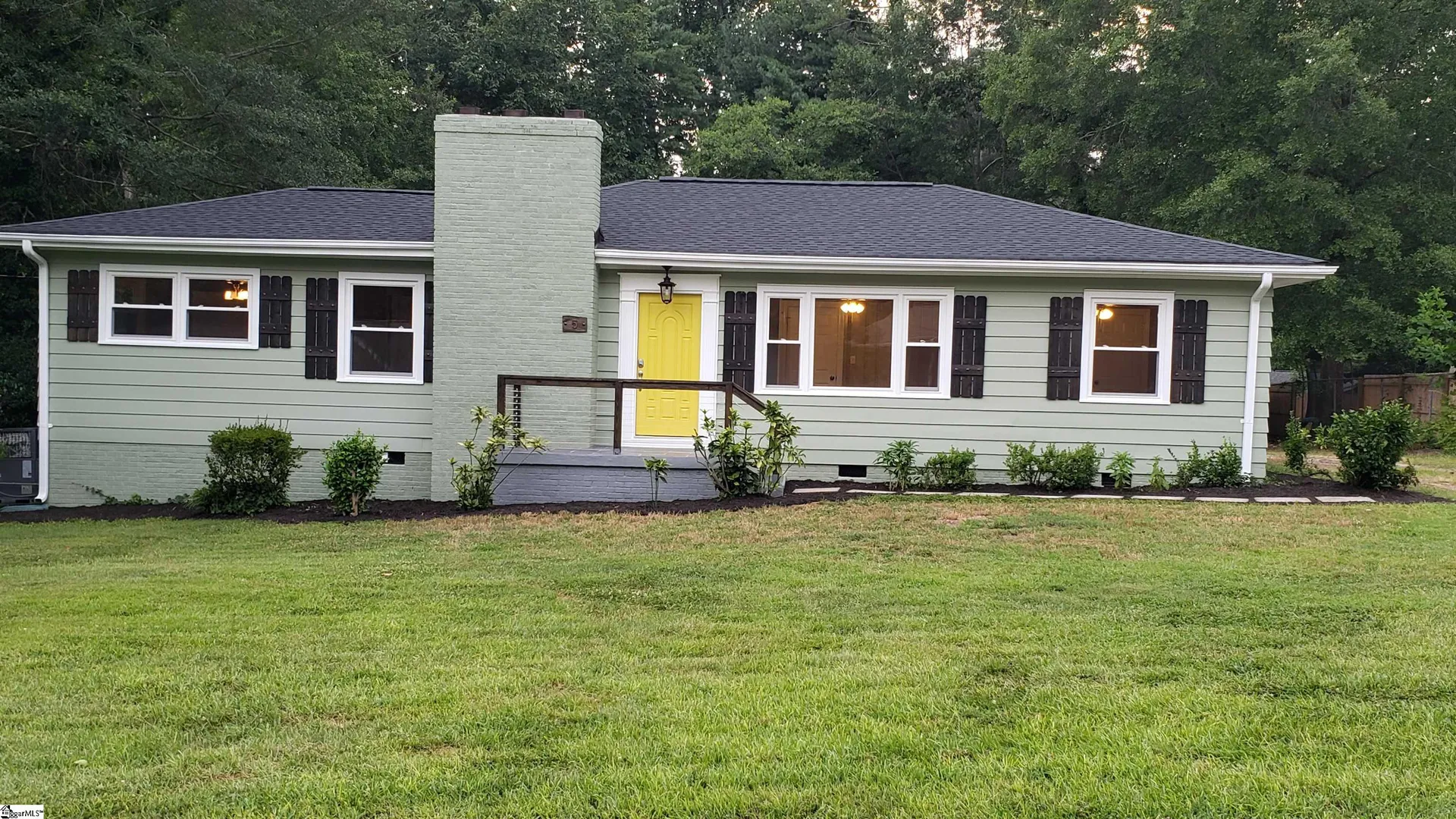 5 Ridgewood Drive