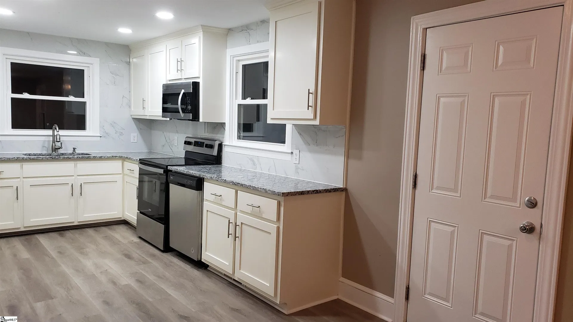 Property image 3 at 5 Ridgewood Drive, Greenville, SC 29615