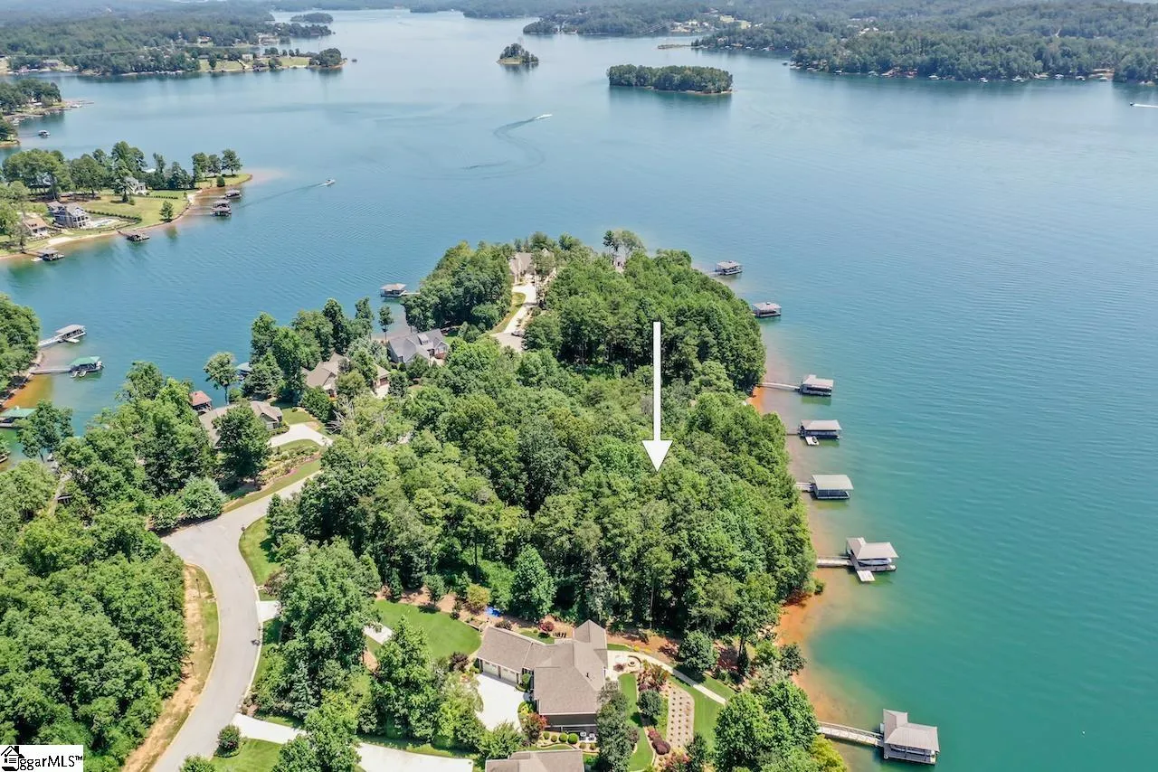 Property image 3 at 806 Sailview Drive, Seneca, SC 29672
