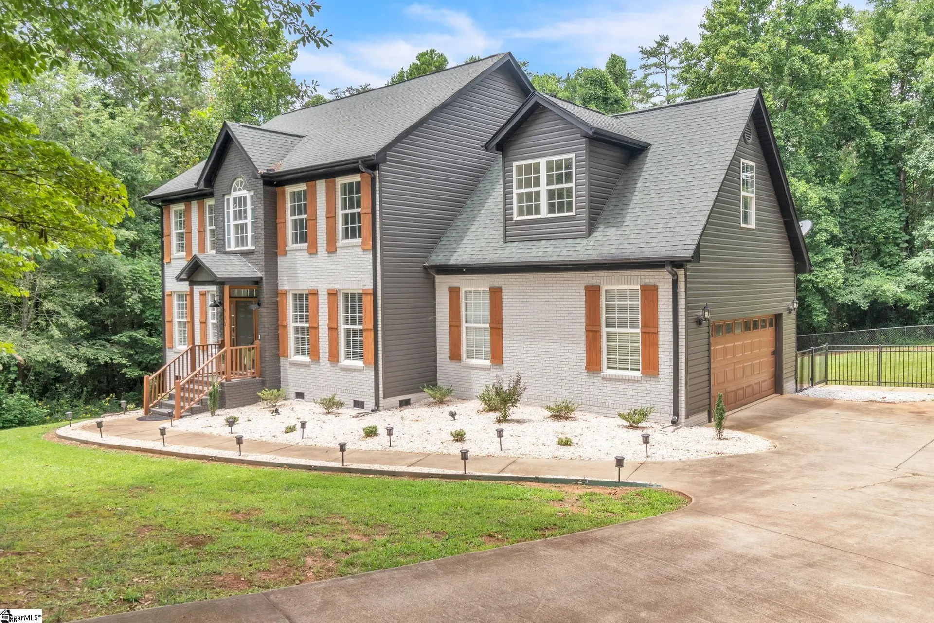 Property image 4 at 412 Lakecrest Drive, Spartanburg, SC 29301