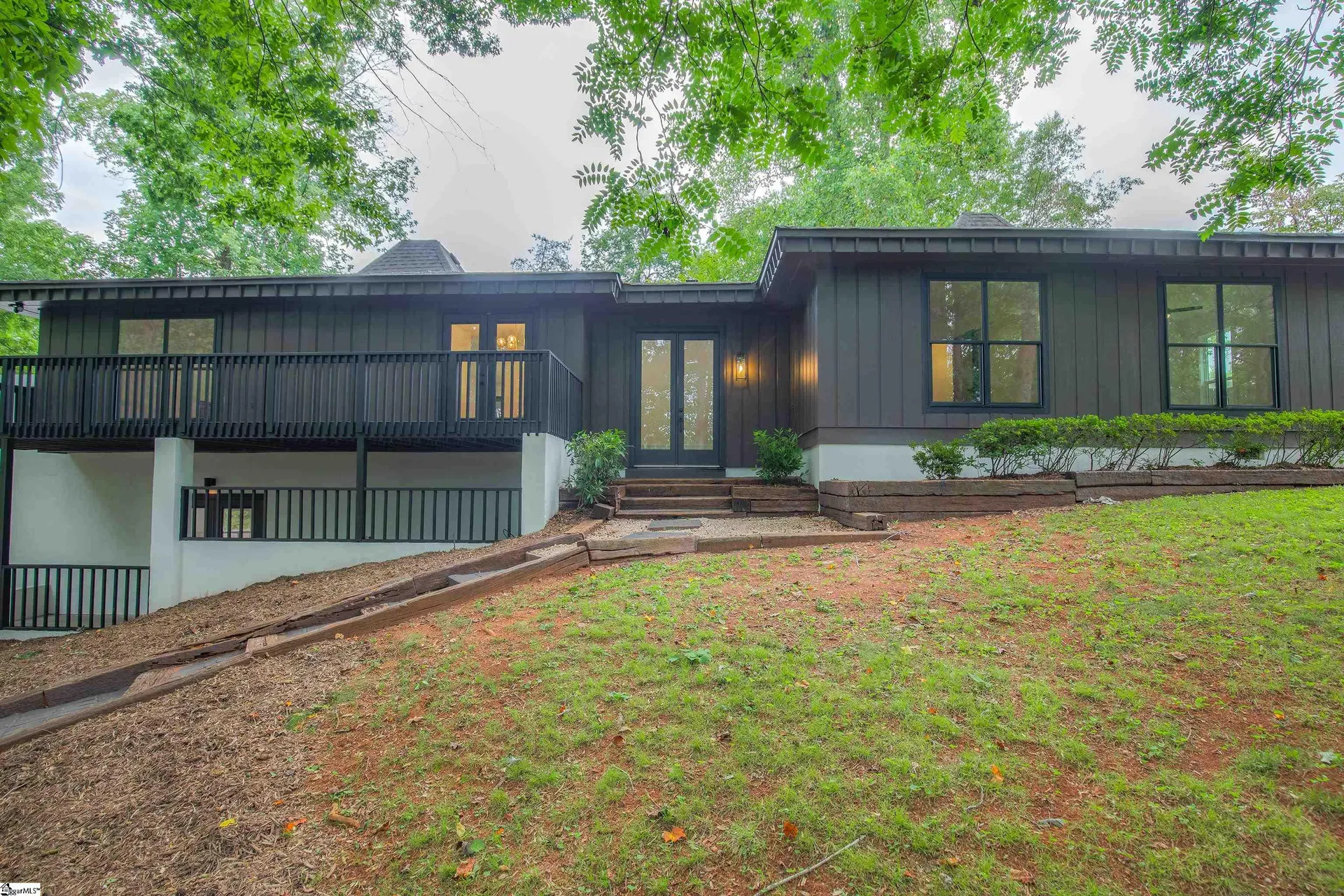 15 Riverview Drive