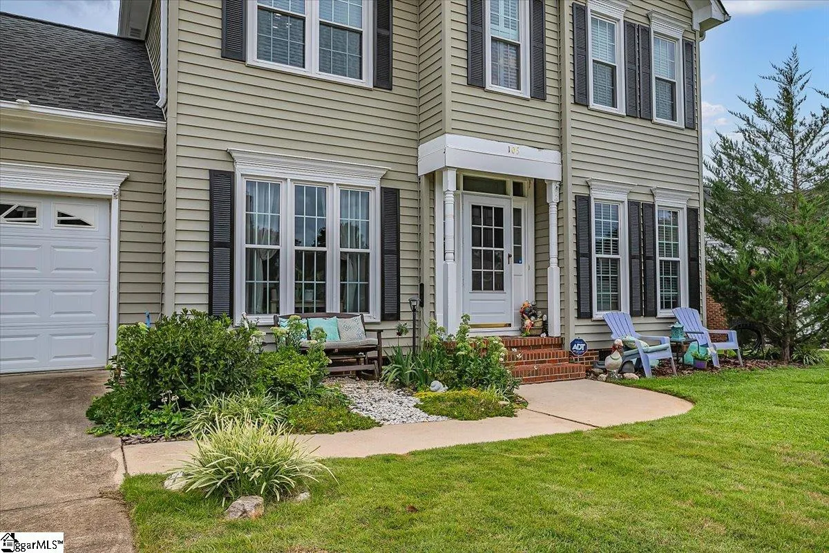 Property image 2 at 105 Ramble Rose Court, Simpsonville, SC 29681