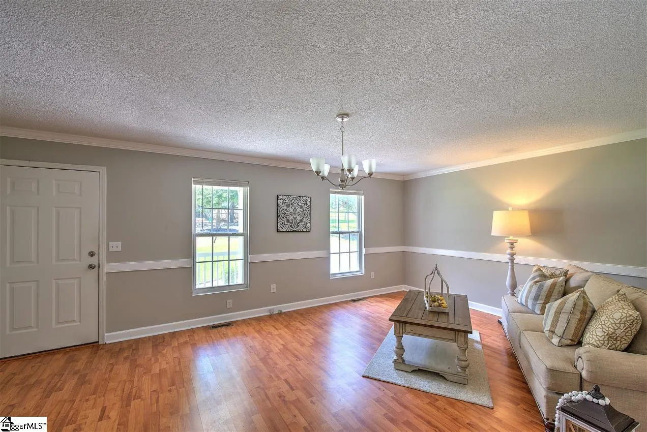 Property image 5 at 31 Northway Drive, Taylors, SC 29687