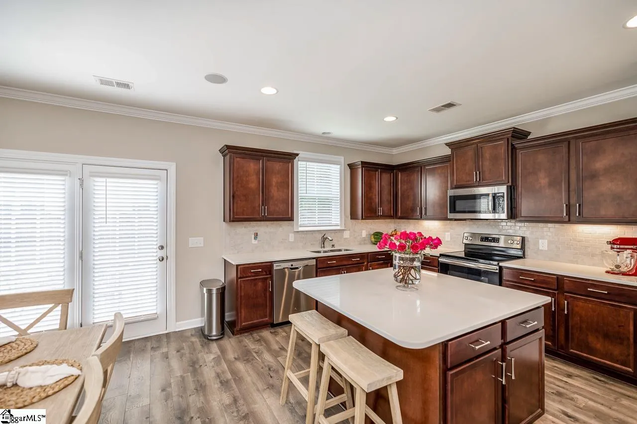 Property image 3 at 603 Creekside Bluff Court, Simpsonville, SC 29681
