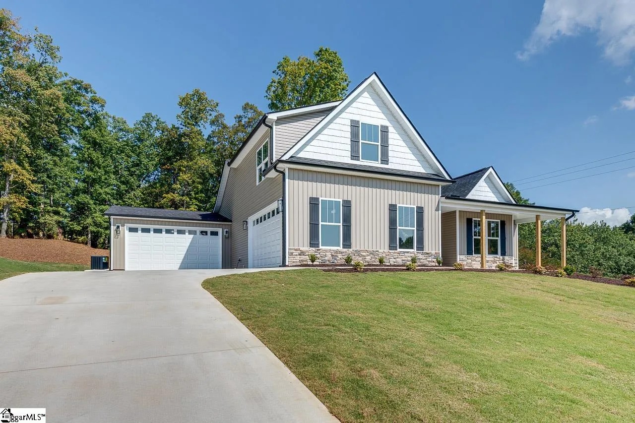 Property image 3 at 4 Marion Meadow Lane, Travelers Rest, SC 29690