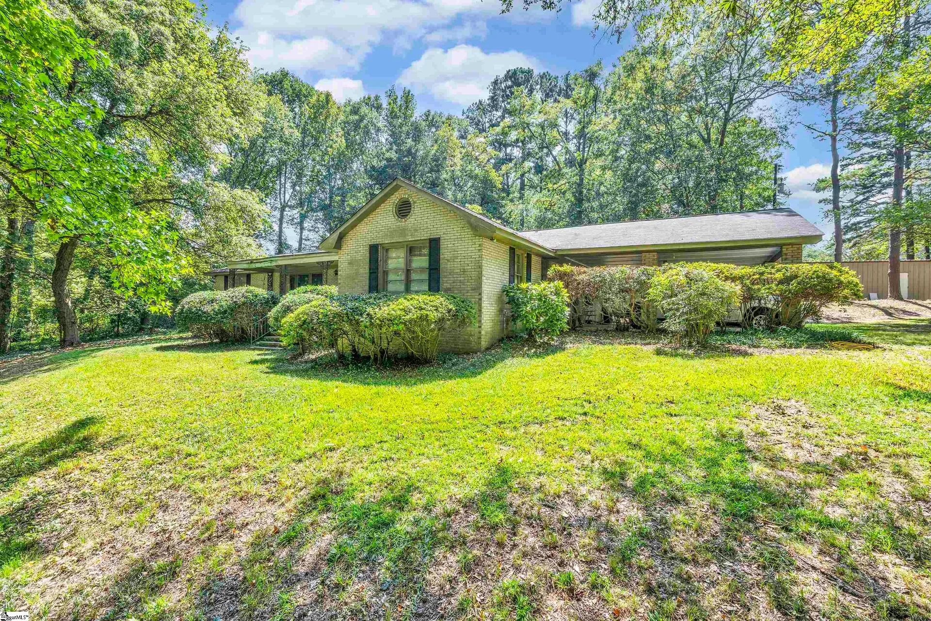 1307 NE Main Street