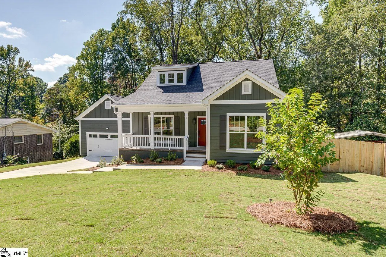 Property image 2 at 7 Wildwood Road, Greenville, SC 29615