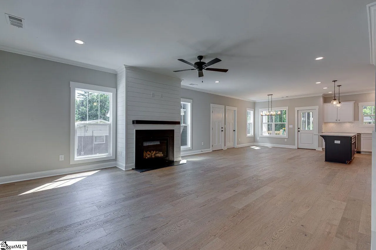 Property image 5 at 7 Wildwood Road, Greenville, SC 29615