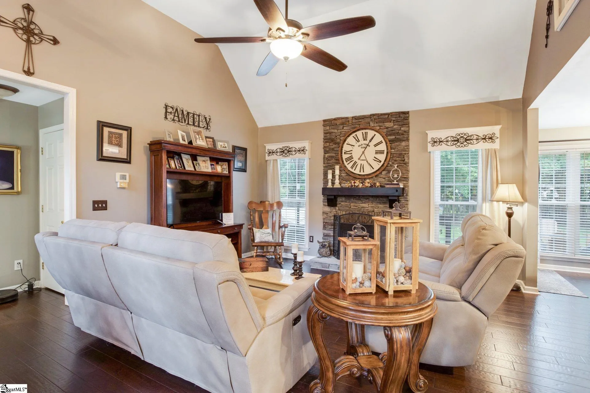 Property image 3 at 221 Trotters Ridge Lane, Simpsonville, SC 29681
