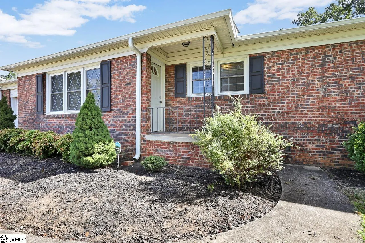 Property image 5 at 103 Live Oak Way, Taylors, SC 29687