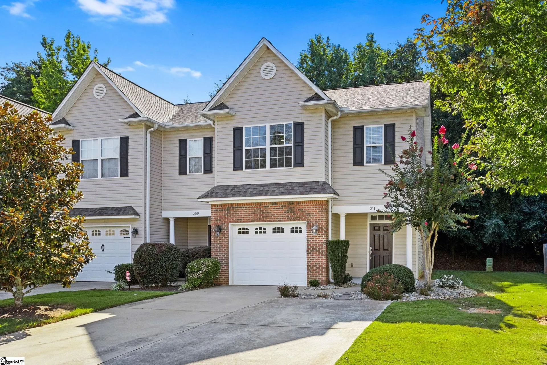 211 Biddeford Place