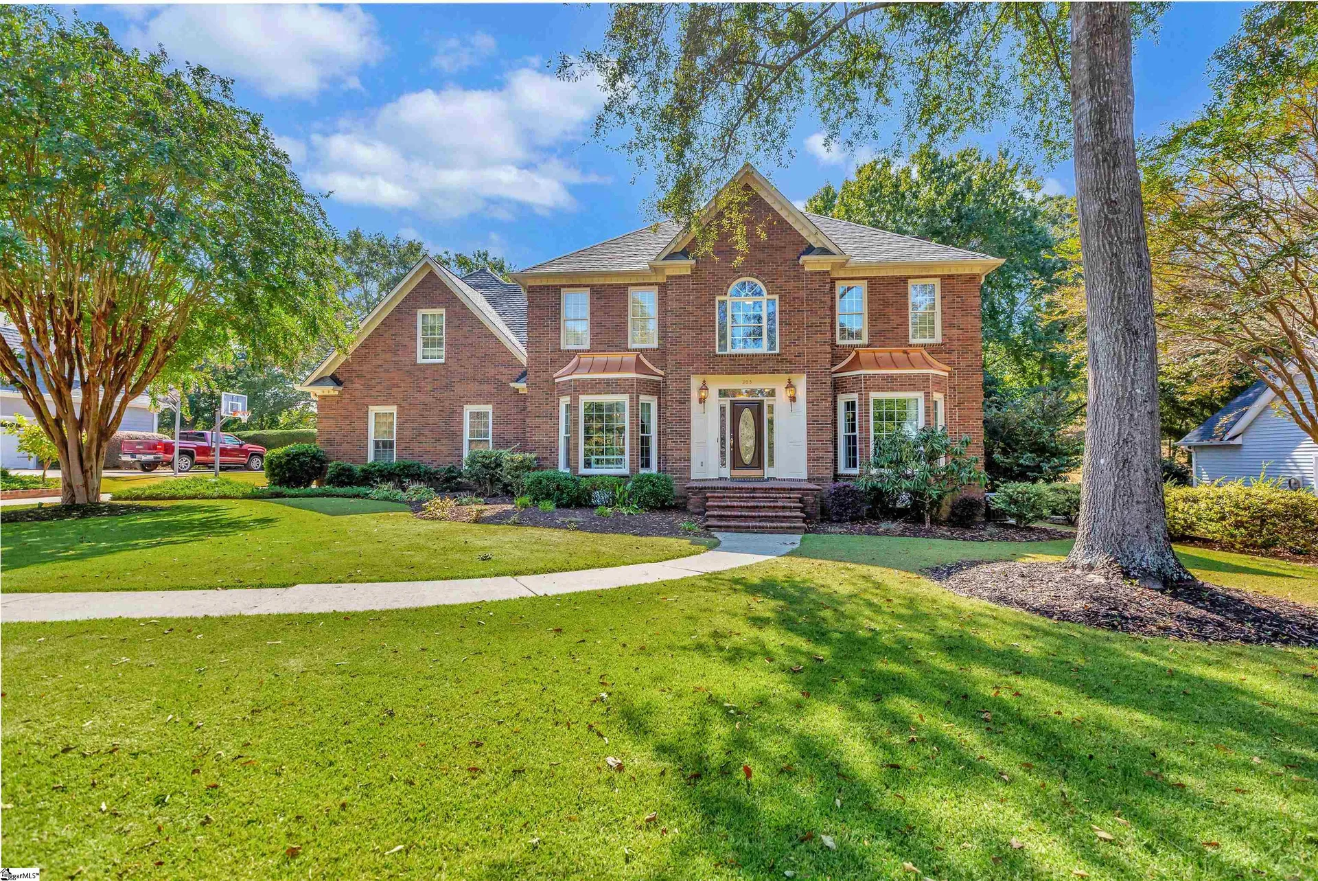 305 Huntcliff Drive