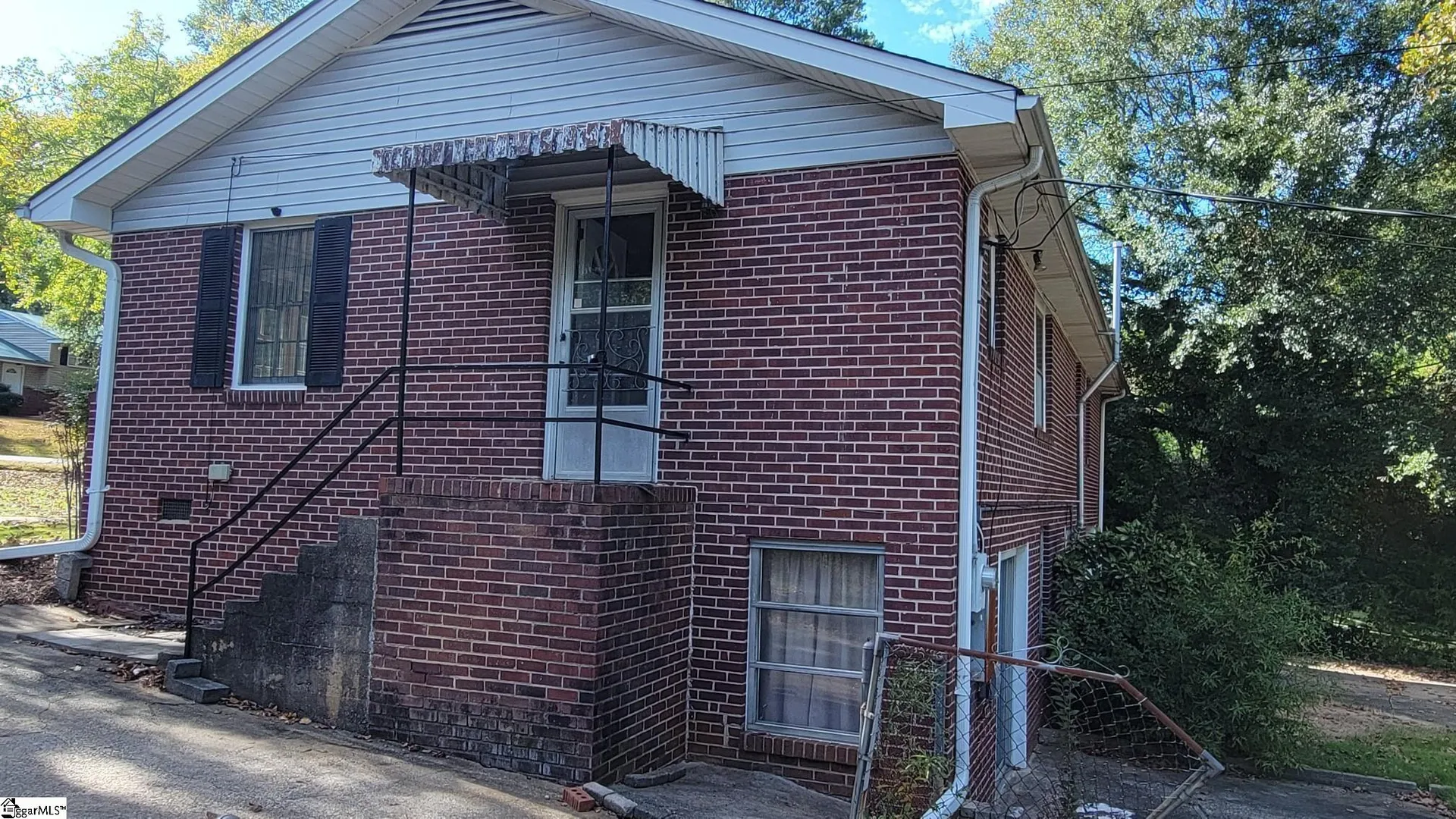 Property image 4 at 12 Piney Woods Lane, Greenville, SC 29605