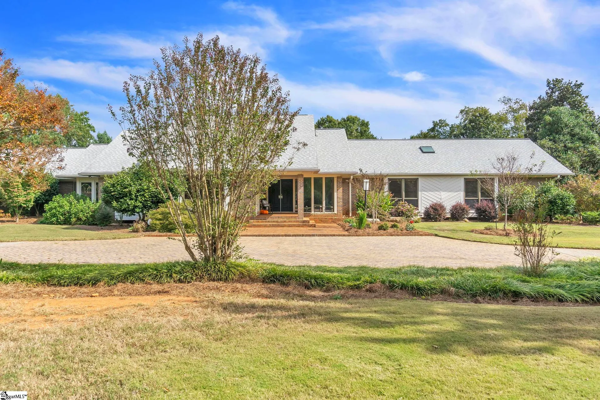 Property image 1 at 175 Foot Hill Road, Greenville, SC 29617