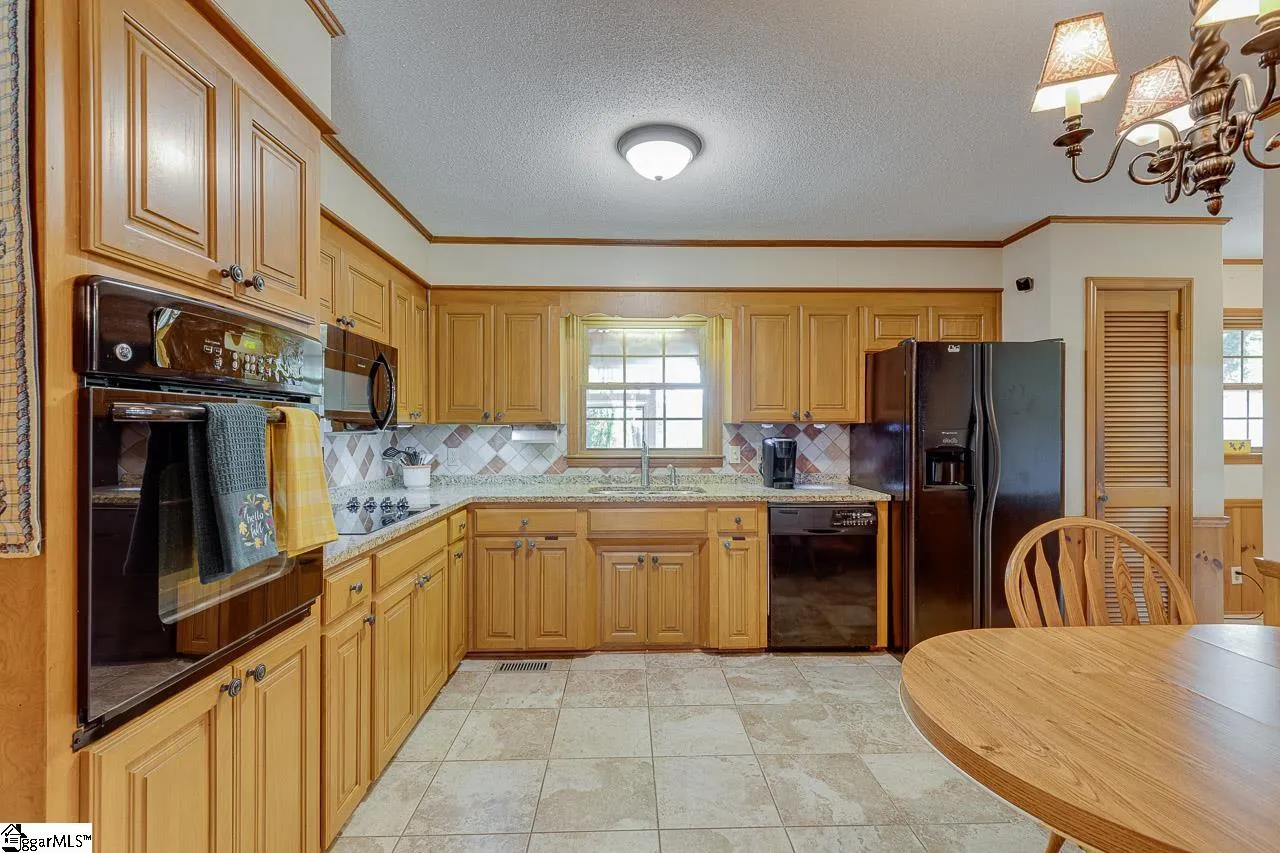 Property image 5 at 100 Emory Road, Spartanburg, SC 29307-2905