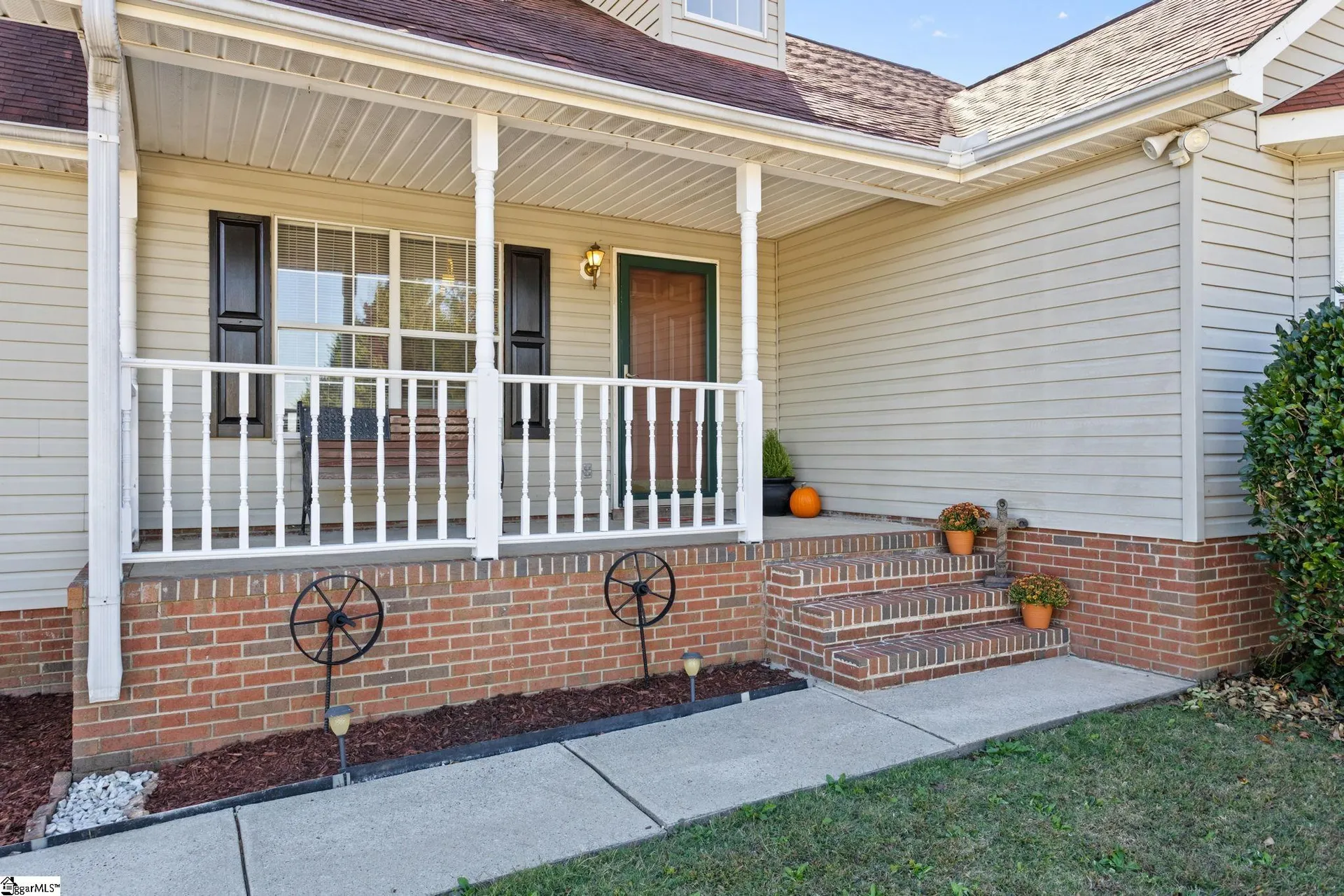 Property image 4 at 1 Scottbine Court, Greer, SC 29651