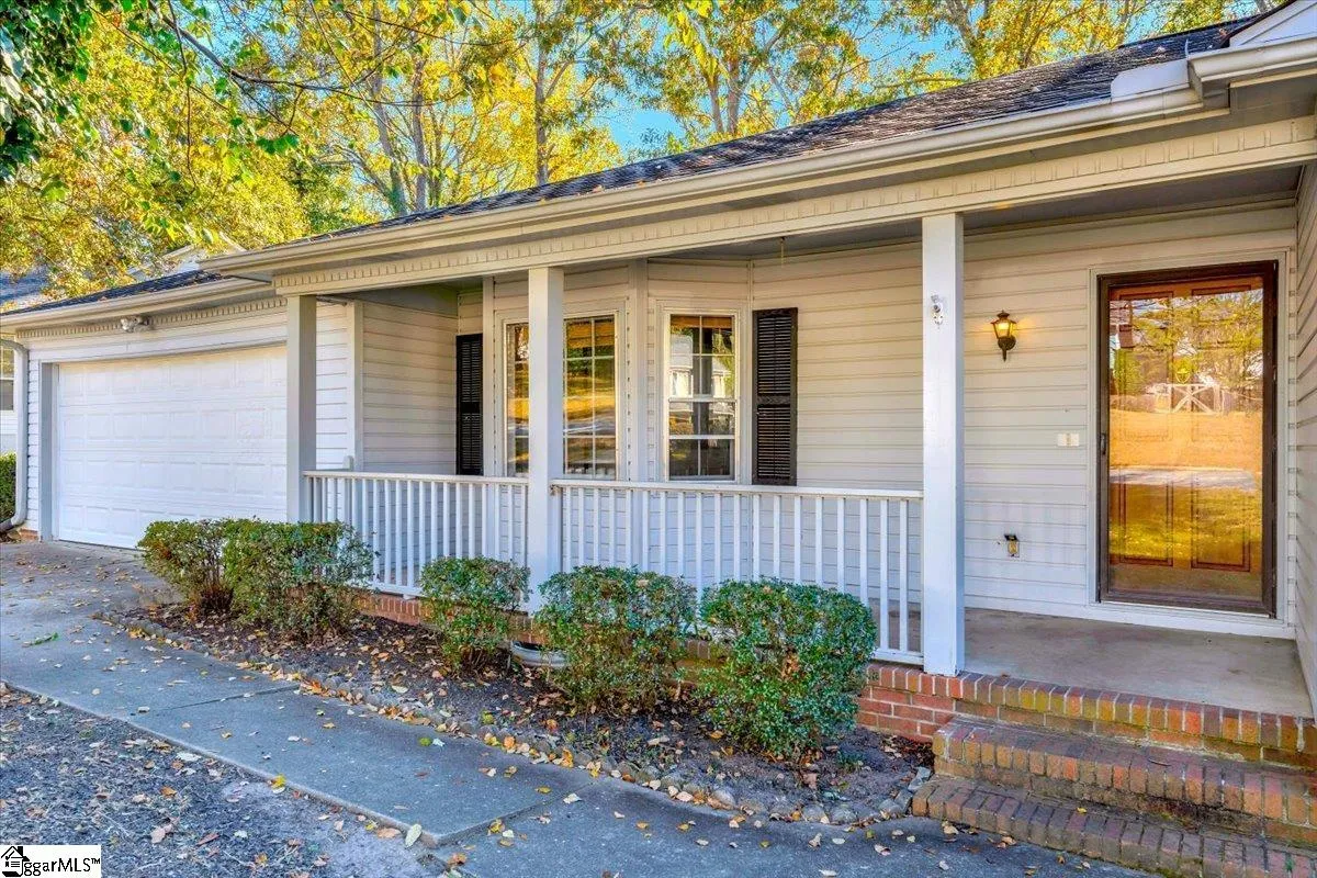 Property image 2 at 403 Spring Meadow Road, Simpsonville, SC 29680