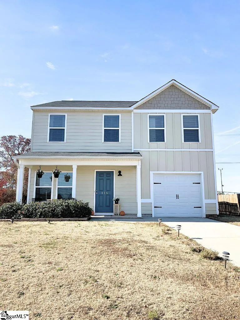 116 Colonial Walk