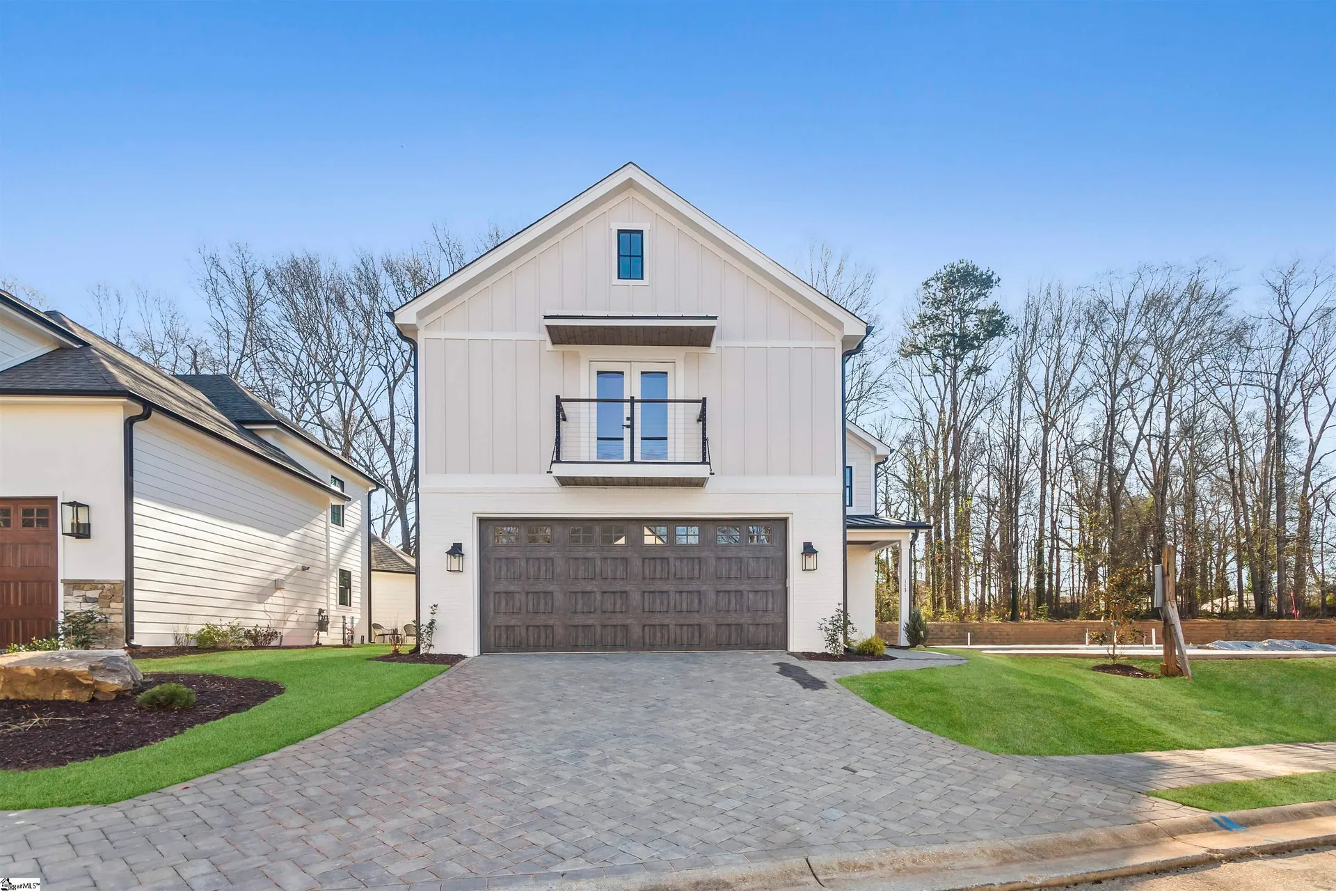 South Main Place, Simpsonville Community