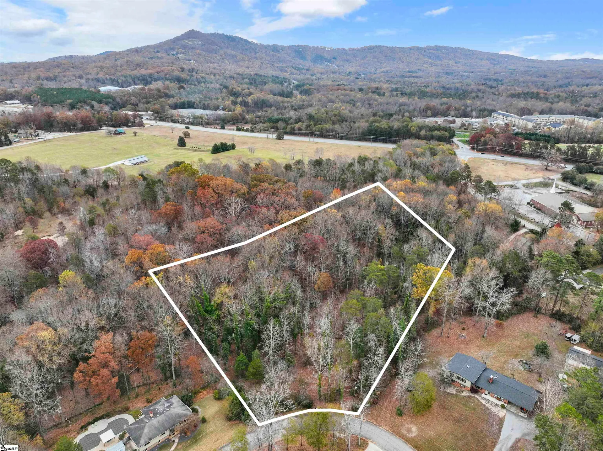 00 Hathaway Circle