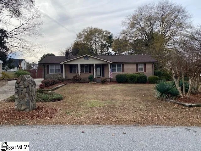 Property image 2 at 205 Ivy Drive, Simpsonville, SC 29680