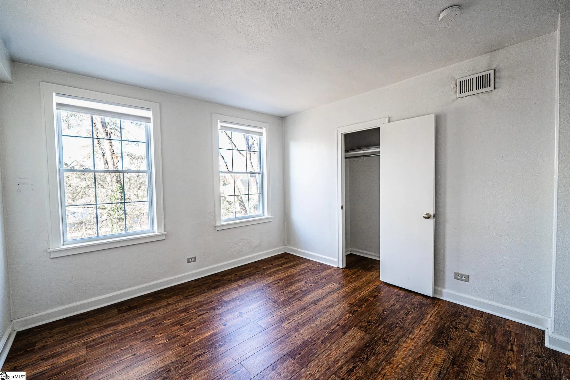 Property image 2 at 601 Cleveland Street, Greenville, SC 29601