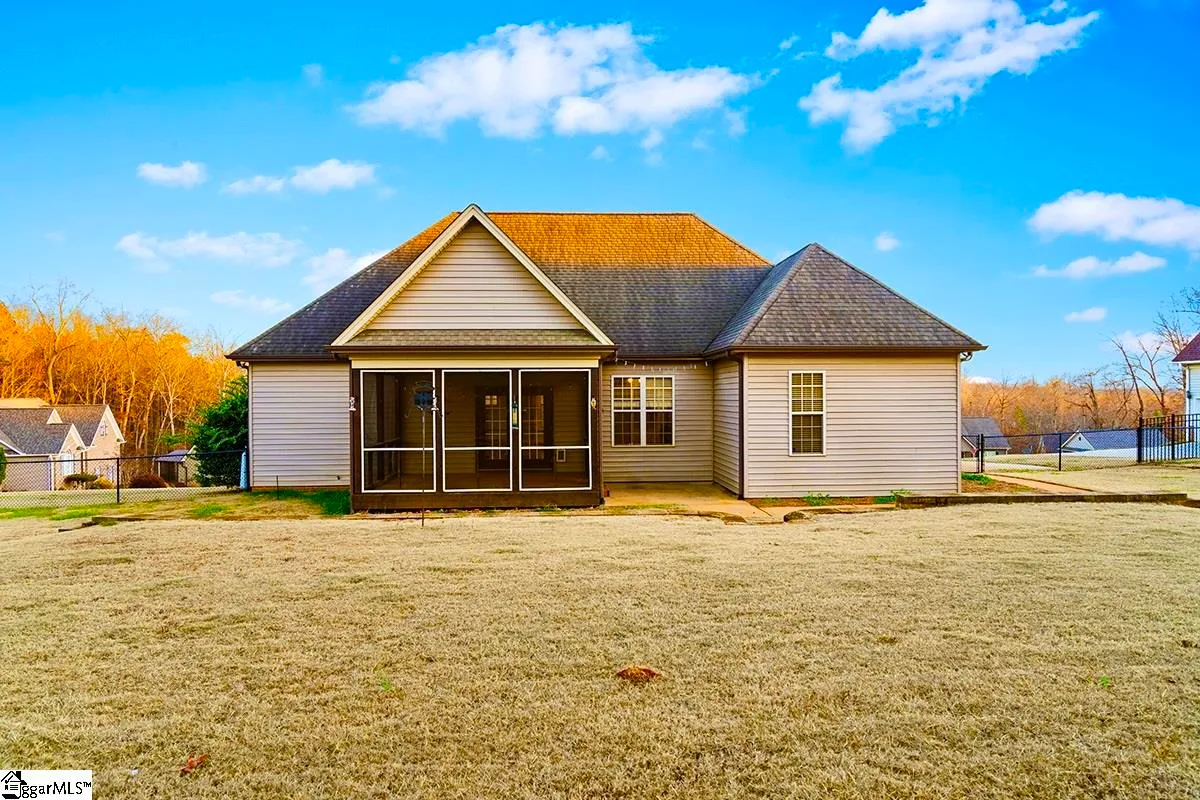 Property image 3 at 7 Anastasia Court, Easley, SC 29642