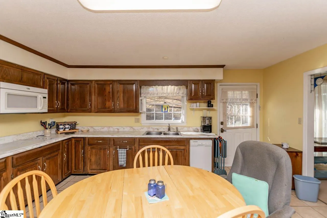 Property image 4 at 300 Alta Vista Circle, Travelers Rest, SC 29690