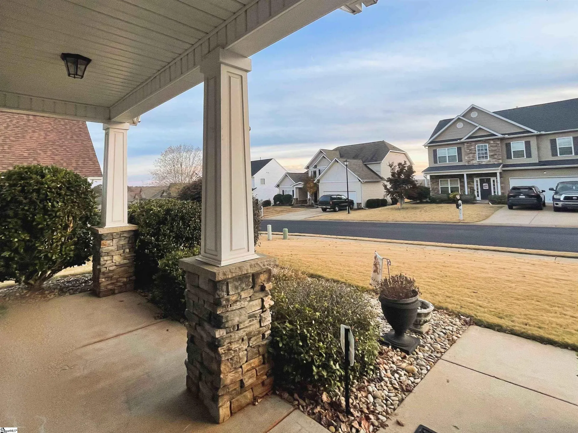 Property image 4 at 28 Hurshfield Court, Taylors, SC 29687