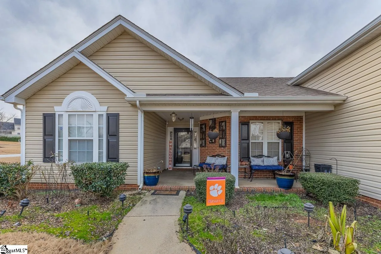 Property image 2 at 1 Coxton Mill Court, Greenville, SC 29605