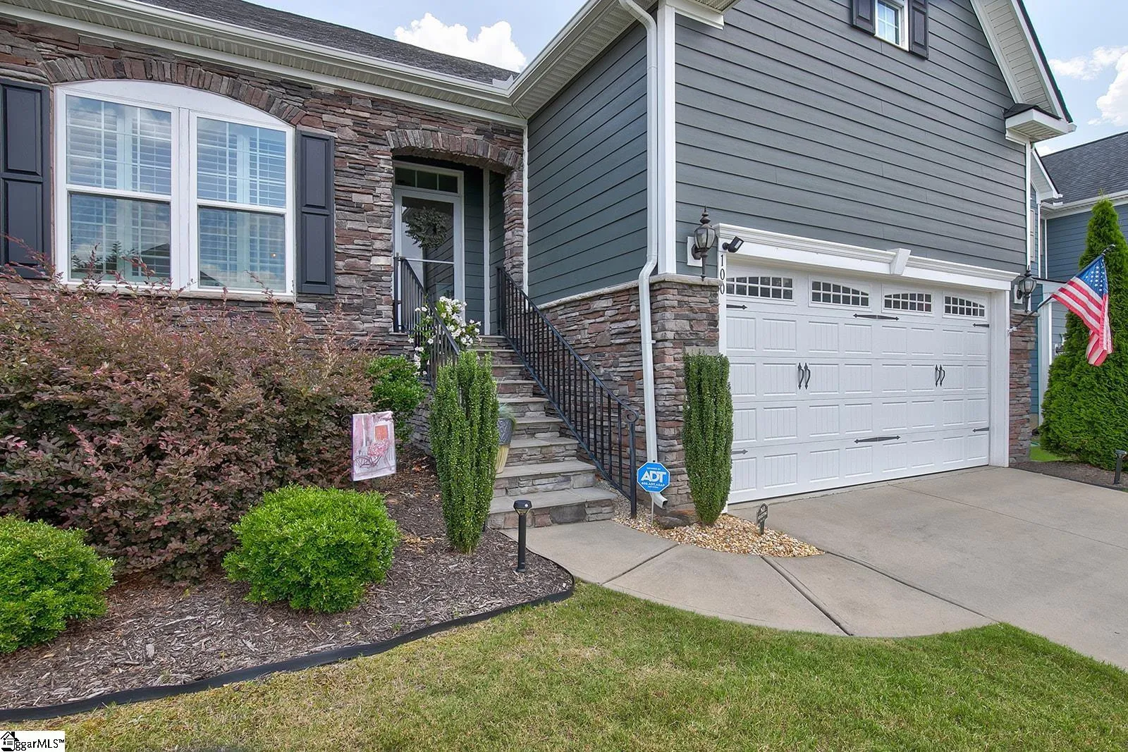 Property image 2 at 100 Woodland Chase Court, Simpsonville, SC 29681