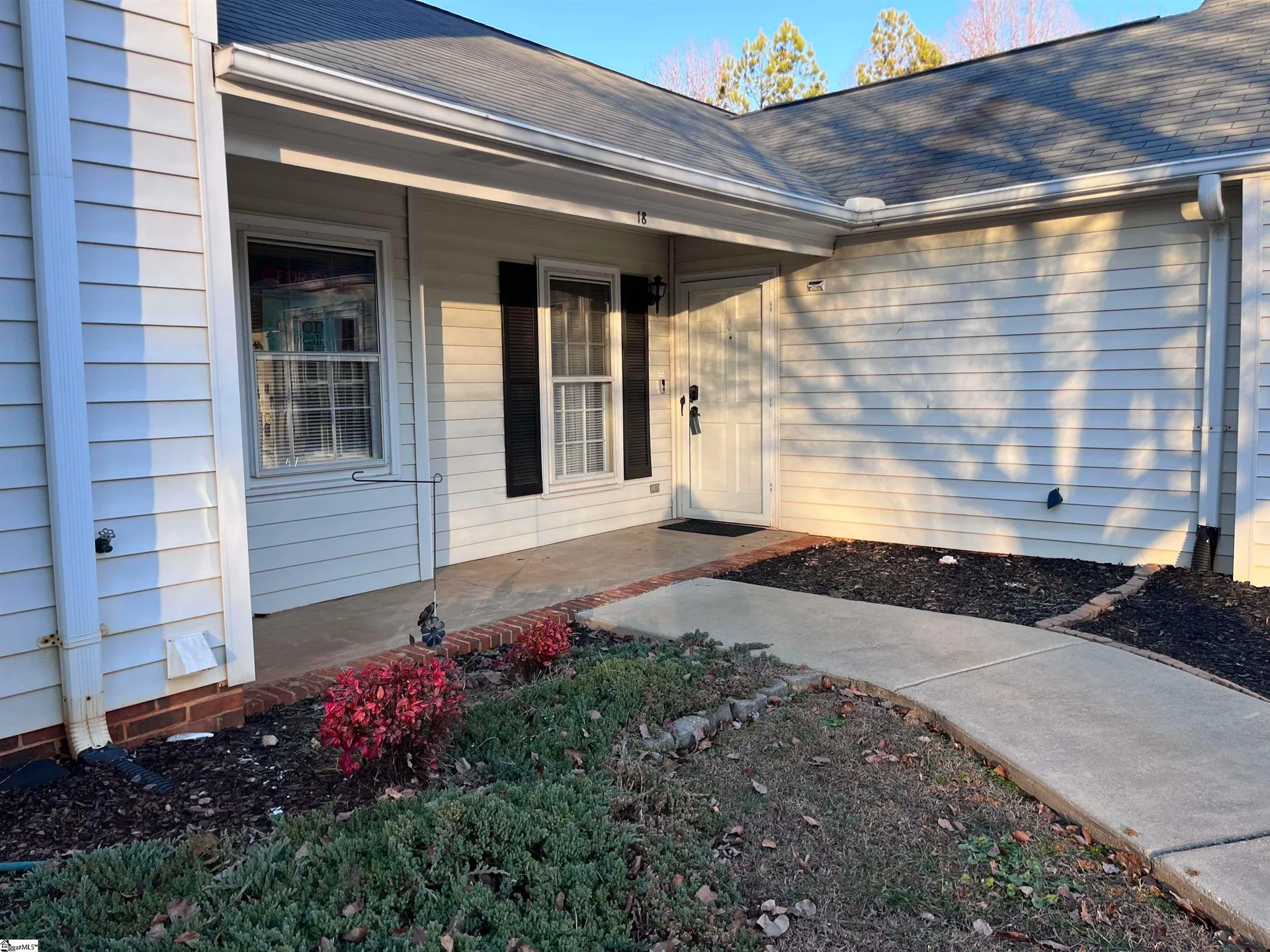 2001 Pelham Road