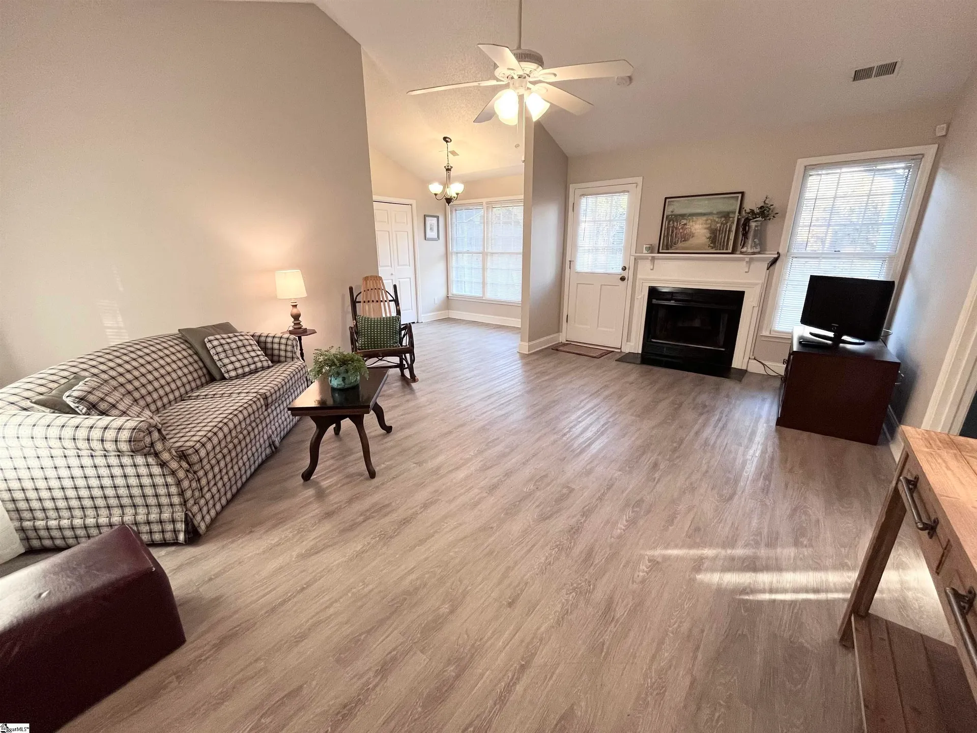 Property image 4 at 2001 Pelham Road, Greenville, SC 29615-4000