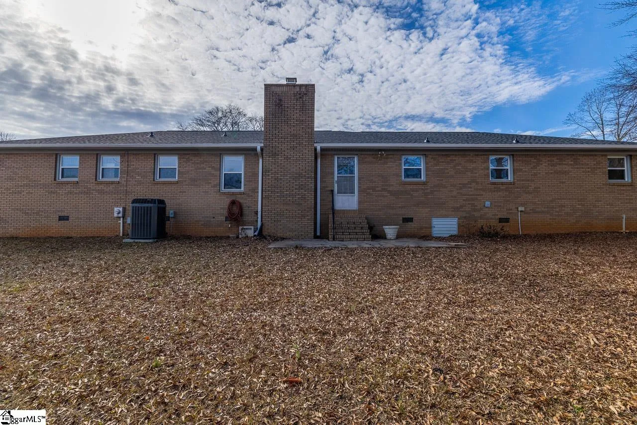 Property image 4 at 151 Oak Park Drive, Mauldin, SC 29662-2039