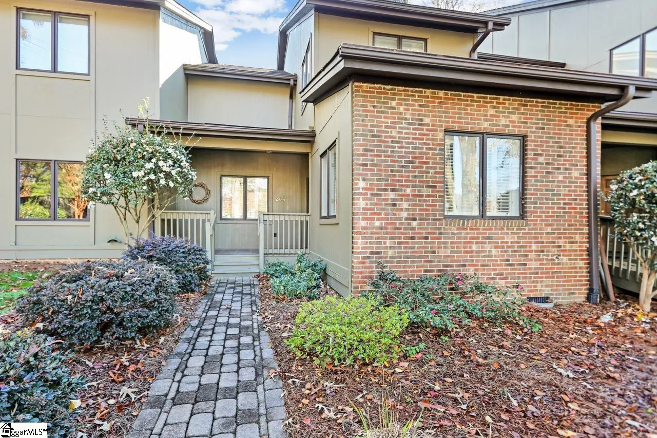 203 Ingleside Way