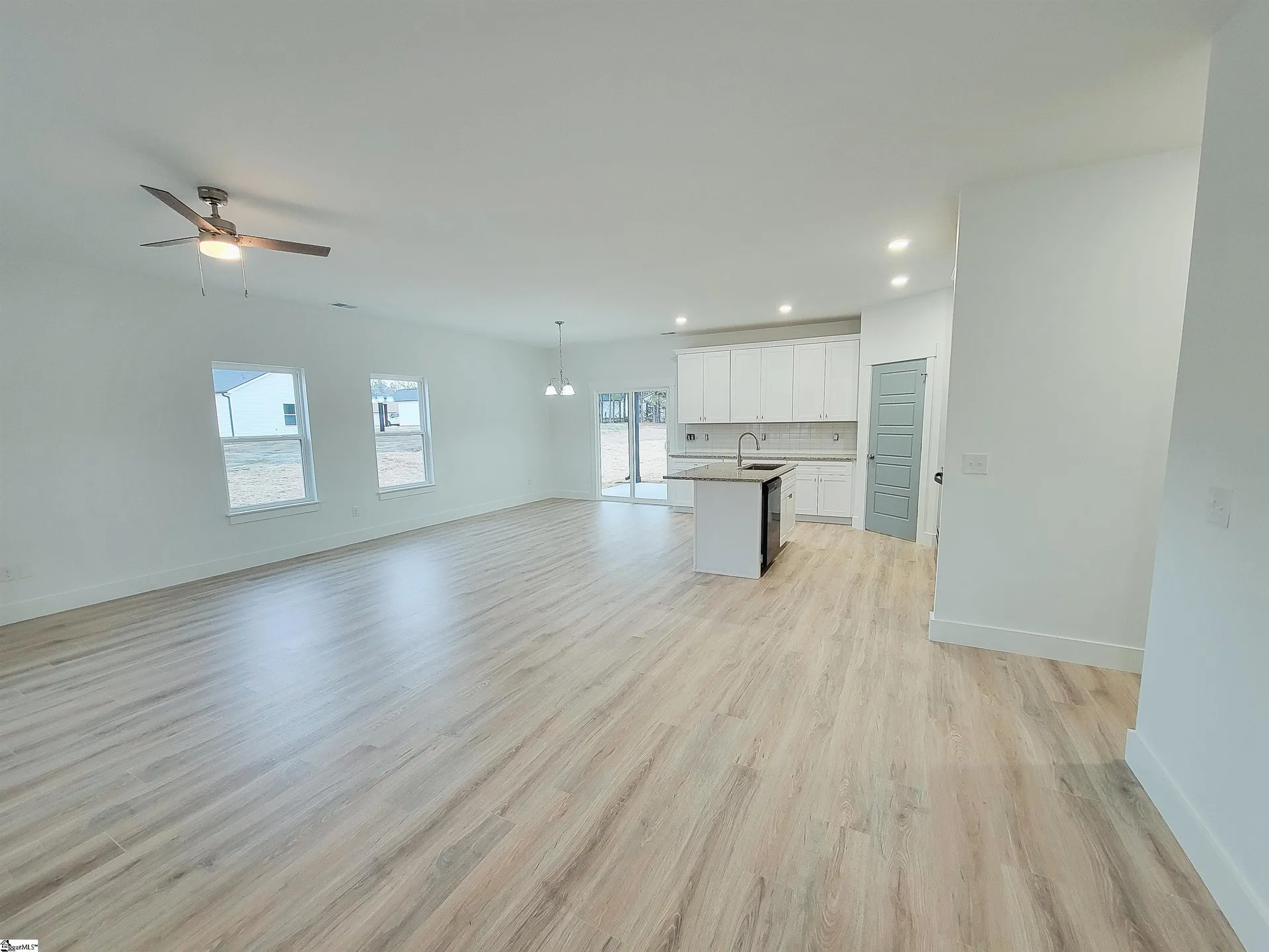 Property image 4 at 221 Essex Drive, Clinton, SC 29325