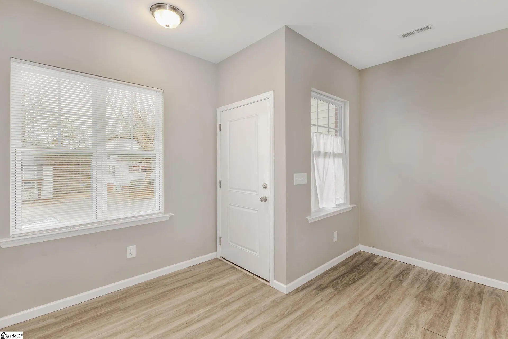 Property image 2 at 95 Huntress Drive, Greer, SC 29651